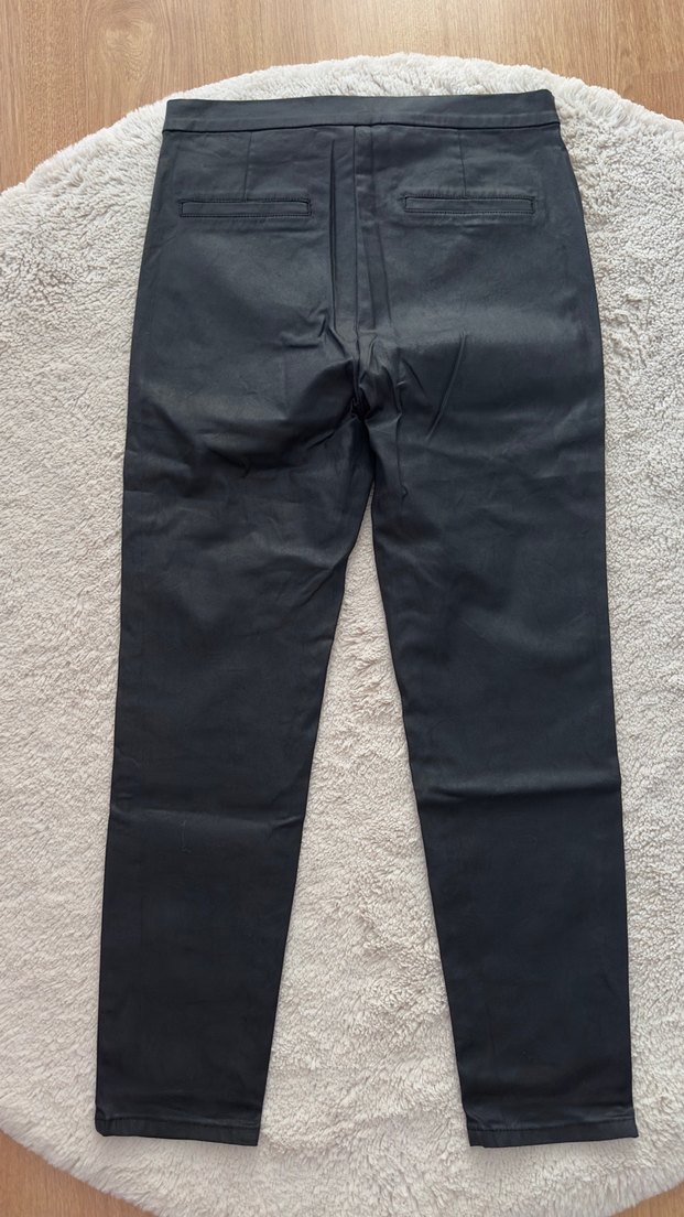 Massimo Dutti Siyah Düz mumlu skny Pantolon — görsel 3/7