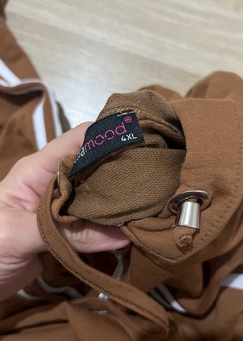 Kadın Kahverengi Uzun Kollu Kapüşonlu Spor kap ferace pardesü - Görsel 5