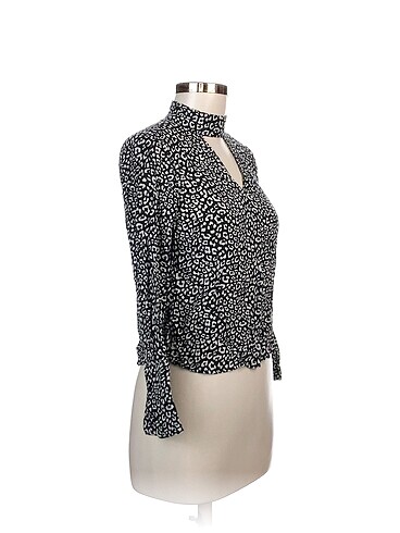 H&M H&M Bluz %70 İndirimli.