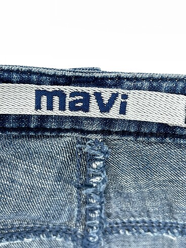 29 Beden çeşitli Renk Mavi Jeans Jean / Kot Şort %70 İndirimli.
