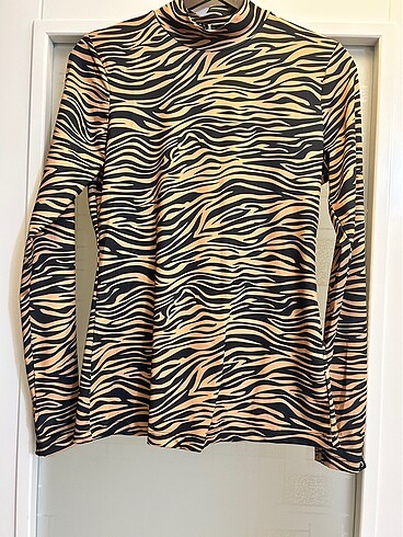 Body leoparlı
