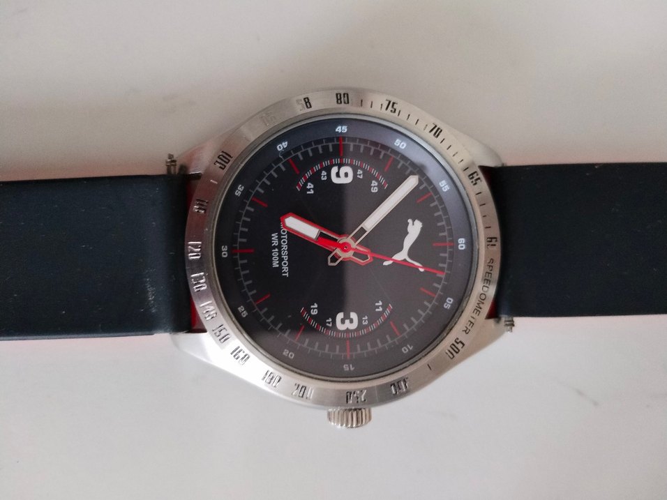 Gri Kasa Kırmızı Kayışlı Erkek Biker Saat - Görsel 4