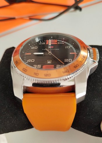 Tommy Hilfiger orijinal Turuncu Biker Erkek Kol Saati 52 mm çap - Görsel 4