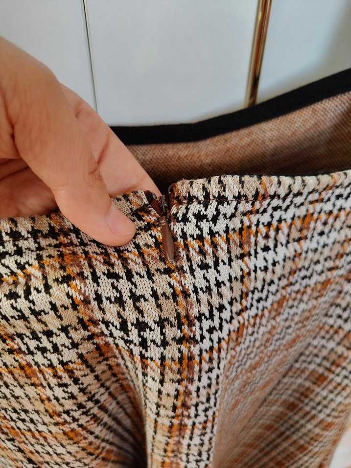 Kahverengi Ekoseli Kadın Elbise - Görsel 3