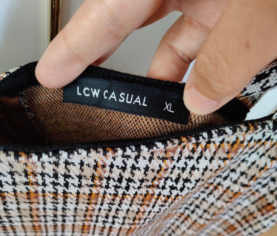 Kahverengi Ekoseli Kadın Elbise - Görsel 4