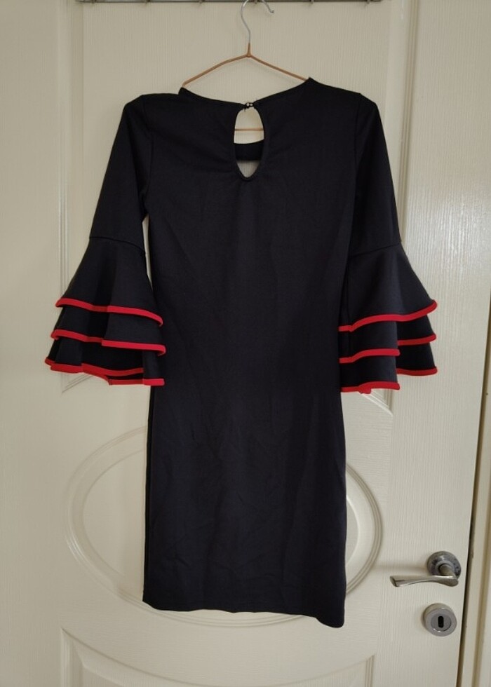 Siyah elbise - Görsel 2