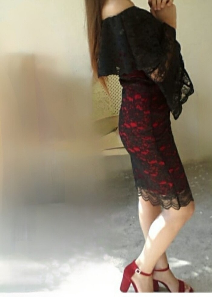 Kısa Dantel İşlemeli Elbise - Görsel 5