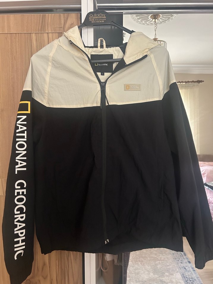 Kadın Siyah Fermuarlı yağmurluk - Görsel 2