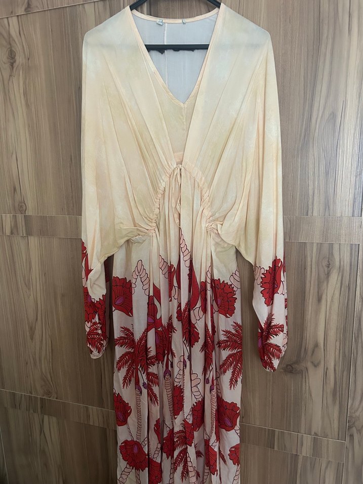 Bohem Tarzı Uzun Bej Elbise - Görsel 3