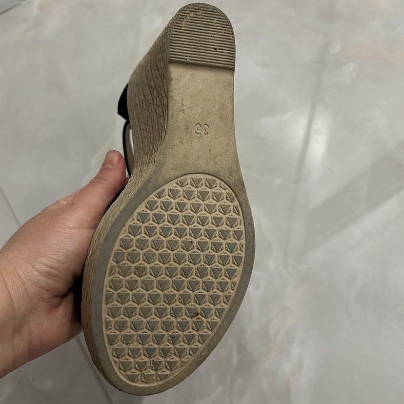 Siyah Yılan Desenli Dolgu Topuklu Kadın Ayakkabı - Görsel 5