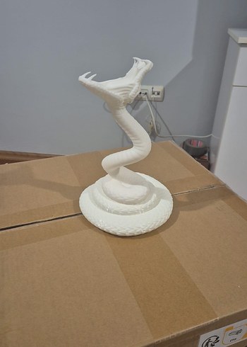 Beyaz Yılan Tasarımlı Kulaklık Tutucu - Görsel 2