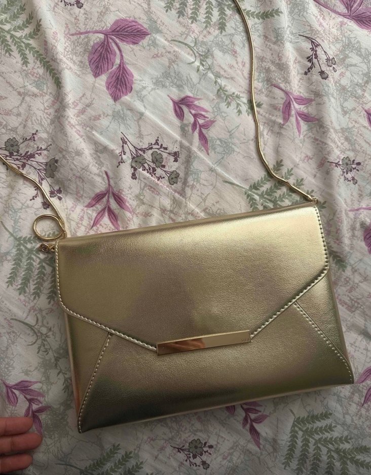 Kadın Altın Renk Parlak Deri Clutch Çanta - Görsel 3