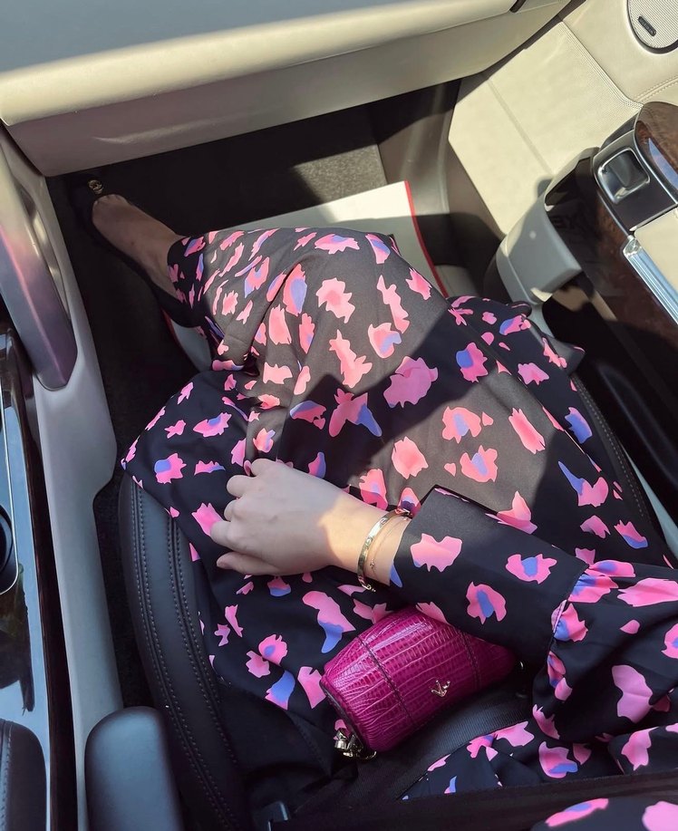 Pembe Desenli Uzun Salaş Elbise - Görsel 3