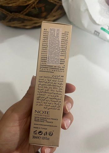 Note Cosmétique Parlak Bej BB Krem SPF15 - Görsel 3