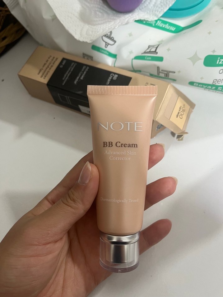 Note Cosmétique Parlak Bej BB Krem SPF15 - Görsel 5
