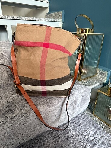 Burberry çanta