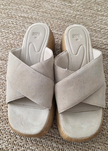 Zara Bej Suet Platform Terlik