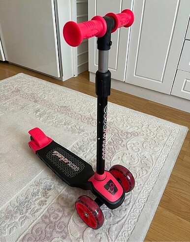  Beden kırmızı Renk Cool wheels scooter