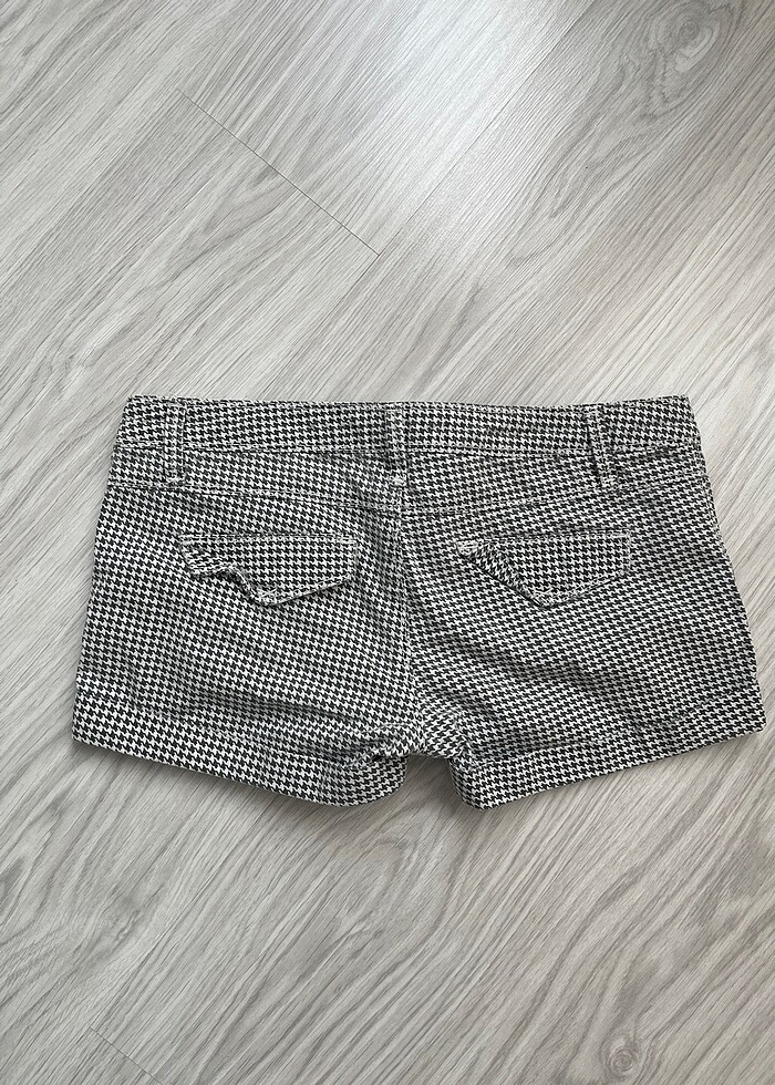 Stradi düşük bel şort - Görsel 3