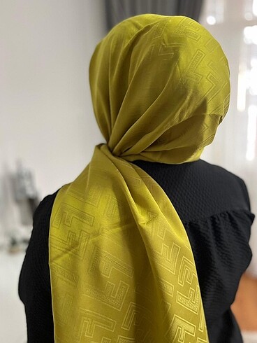 Fendi pamuklu şal