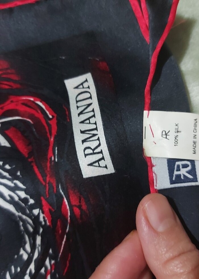 Armanda ipek esarp  - Görsel 3