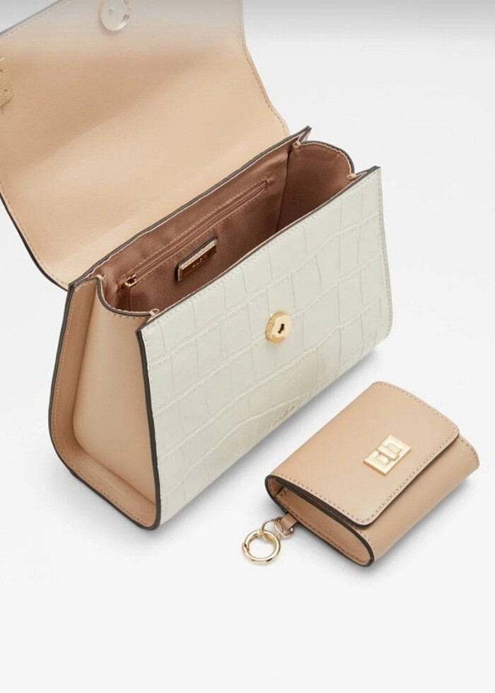 Aldo canta - Görsel 3