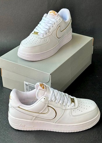 Nike Air Force 1 Beyaz Altin Detayli Sneaker