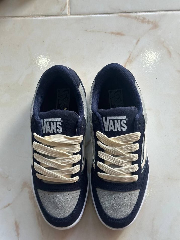 Vans Lacivert & Gri Düşük Bilekli Sneaker — görsel 2/4