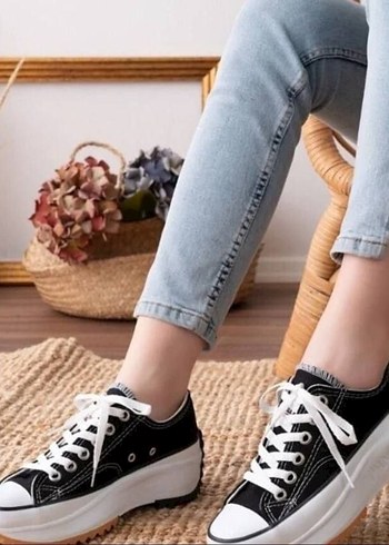 Converse ürünü