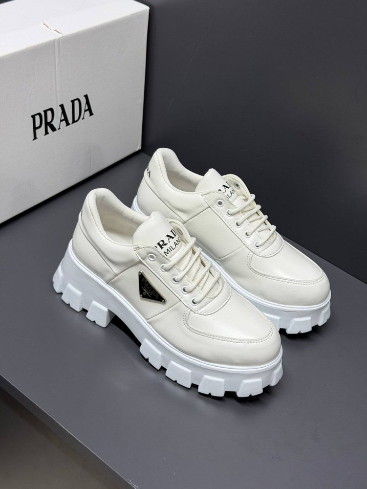 Prada Beyaz Deri Sneaker — görsel 2/6