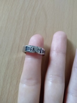 Bts suga yüzük