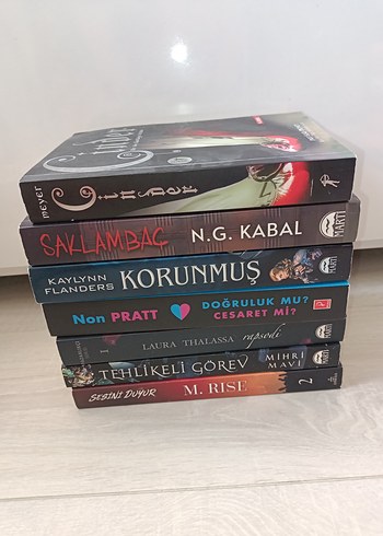 Wattpad kitaplar ( saklambaç, bir kibritle yok olmak vb