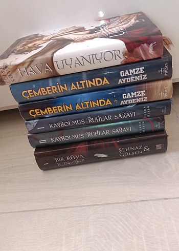 Beden Renk Wattpad kitapları ( şirket oyunları,içinde bir sen kar küresi vb