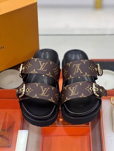 37 Beden kahverengi Renk Louis vuitton