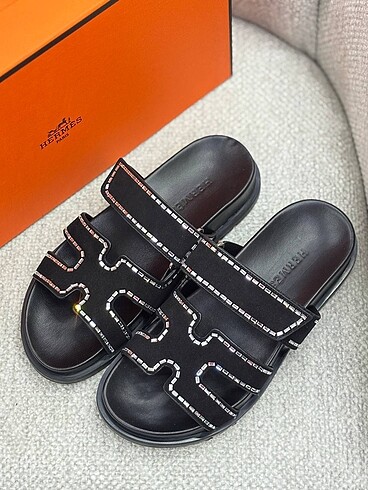 37 Beden siyah Renk Hermes