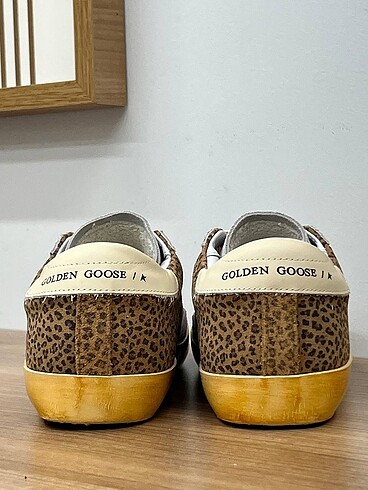 38 Beden Golden goose