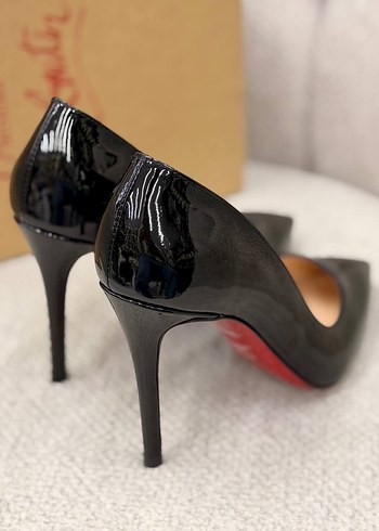 C. Louboutin - Görsel 5