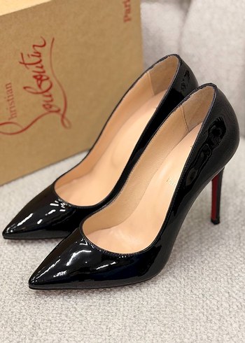 C. Louboutin - Görsel 2