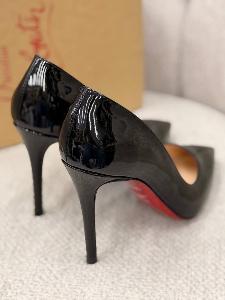 C. Louboutin - Görsel 5