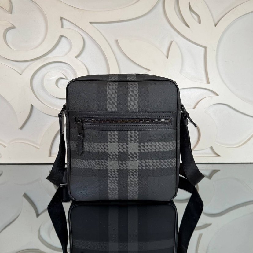 Burberry Erkek Gri Kareli Omuz Çantası - Görsel 3