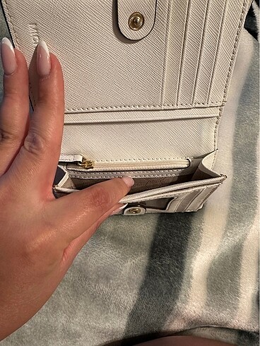  Beden beyaz Renk Micheal Kors Cüzdan