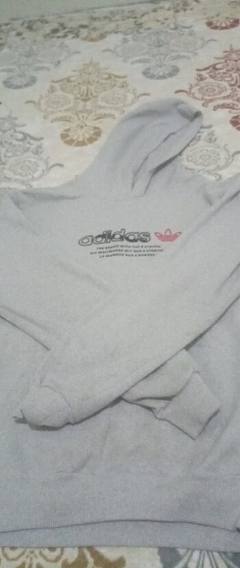 Adidas sweatshirt 