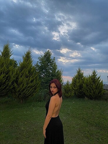 Diğer siyah elbise