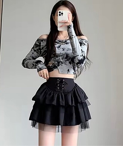 Yurtdışı gothic tül detay etek