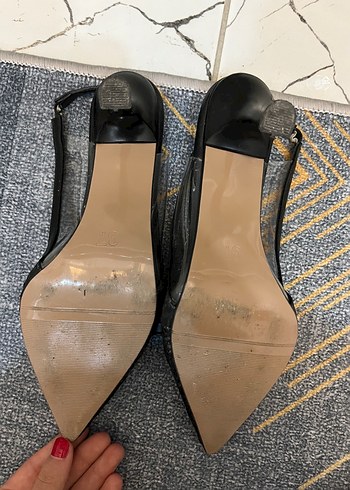 Diğer Kemerli Siyah Yılan Desenli Stiletto