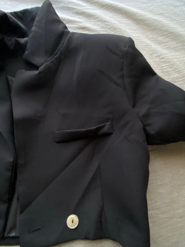 Siyah Mini Crop Blazer, Düğmeli, Regular Fit - Görsel 3