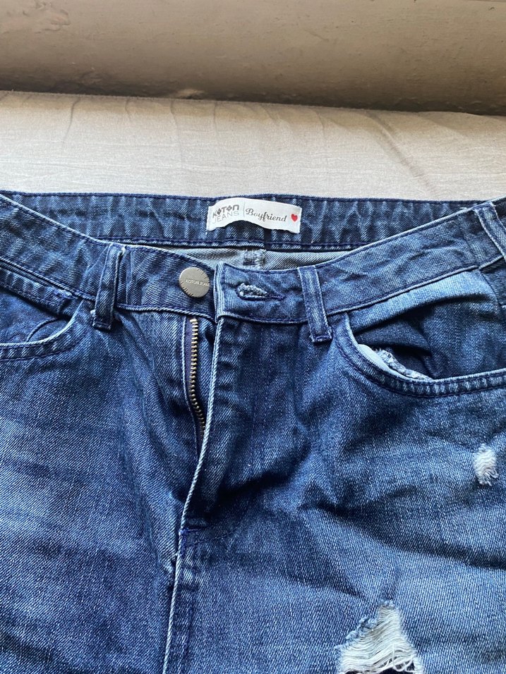 Kadın Mavi Yırtık Detaylı Bol Kesim Midi Kot Pantolon - Görsel 3