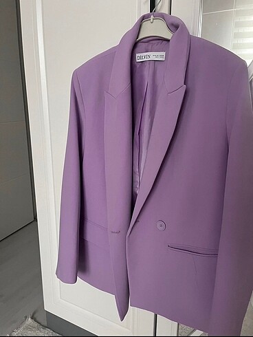 Dilvin sorunsuz lila blazer