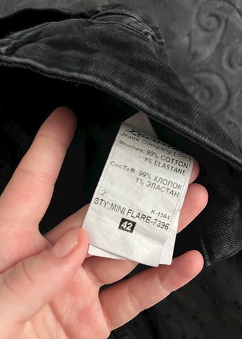 SiyahNakışlı ve Payetli Kadın Kot Pantolon - Görsel 6