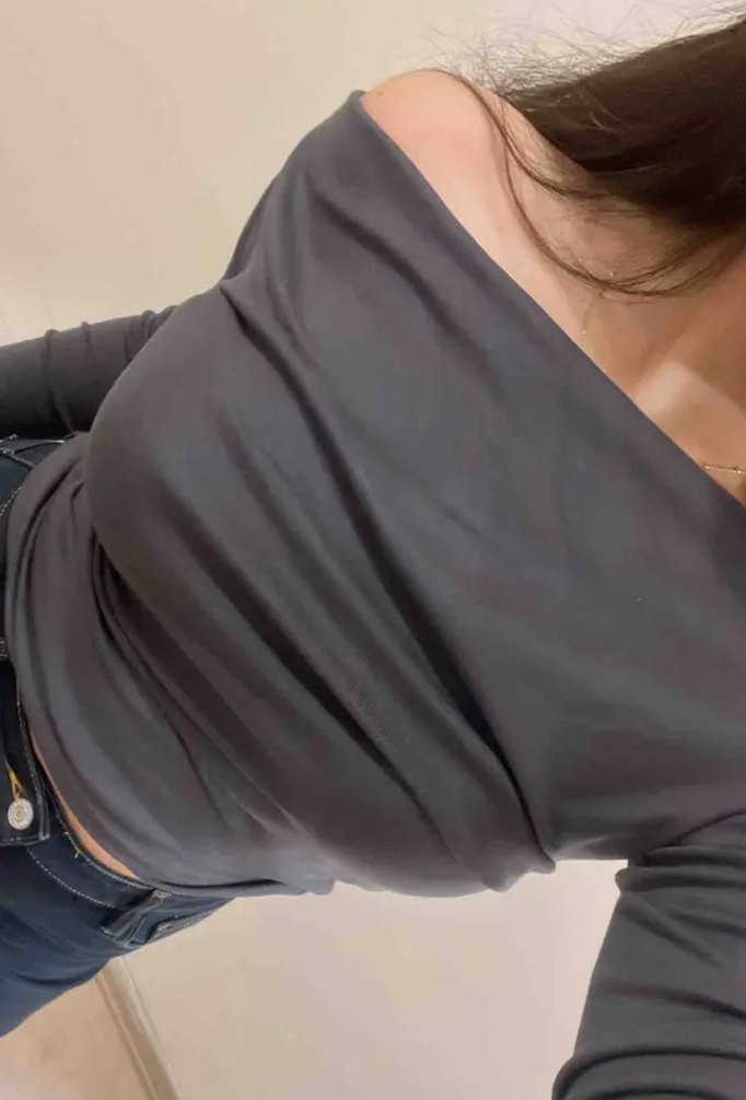 Kayık yaka bluz - Görsel 2